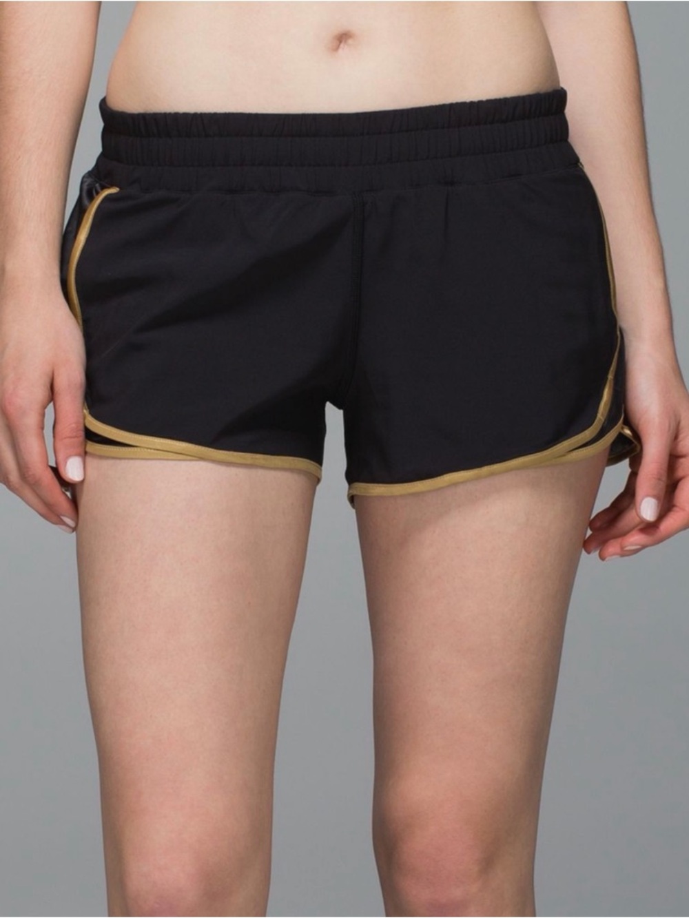 Lululemon Super Squad Shorts Black and Gold 8